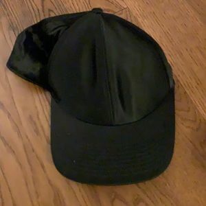 Cotton Adjustable black baseball cap hat aritzia